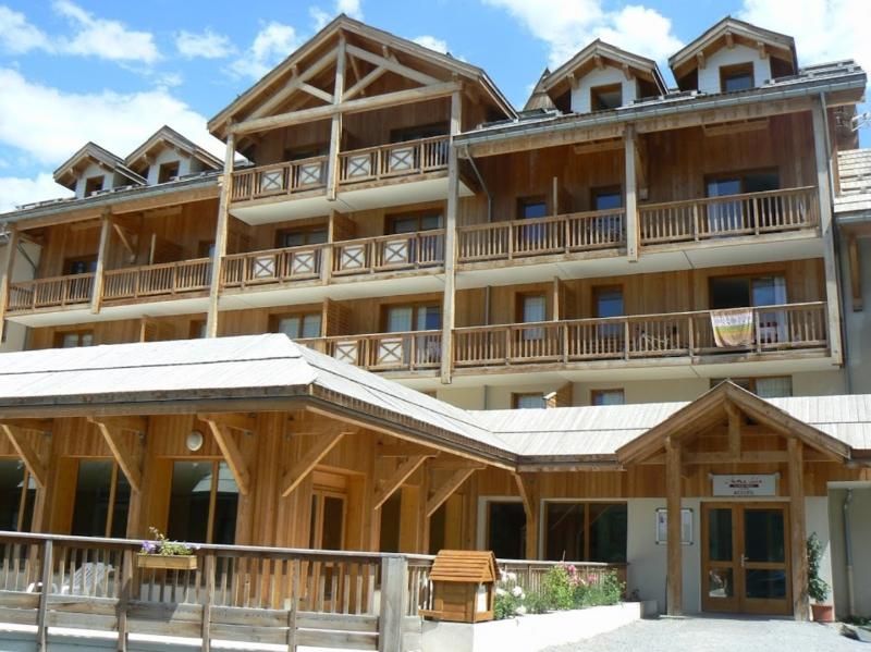 Le Bois Mean 1 estrelas em Les Orres