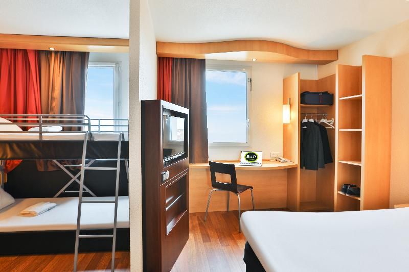 B&B HOTEL Les Sables-d'Olonne Centre Gare 3