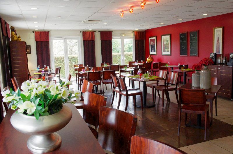 Kyriad Libourne Saint Emilion 3 estrelas em Libourne