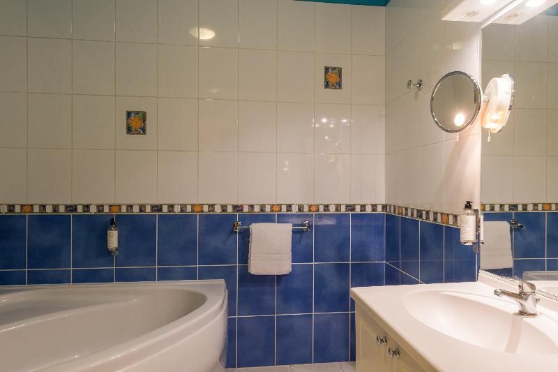 Comfort Hotel Cathedrale 2