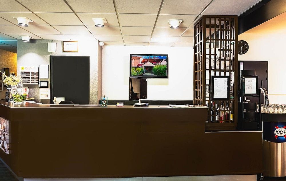 Logis Hôtel Restaurant Le Grill 2