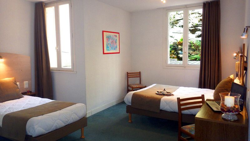 Notre Dame de la Sarte 3