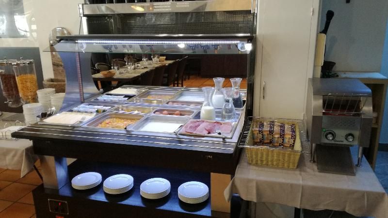 Notre Dame de la Sarte 3 estrelas em Lourdes