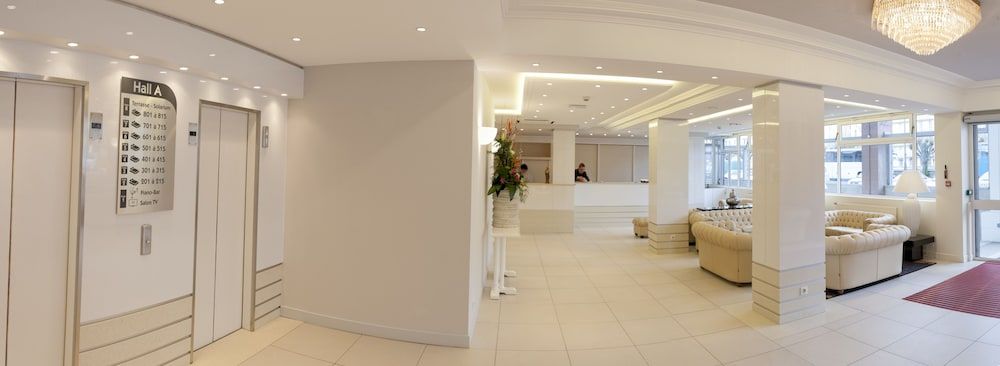 Hotel Paradis 2