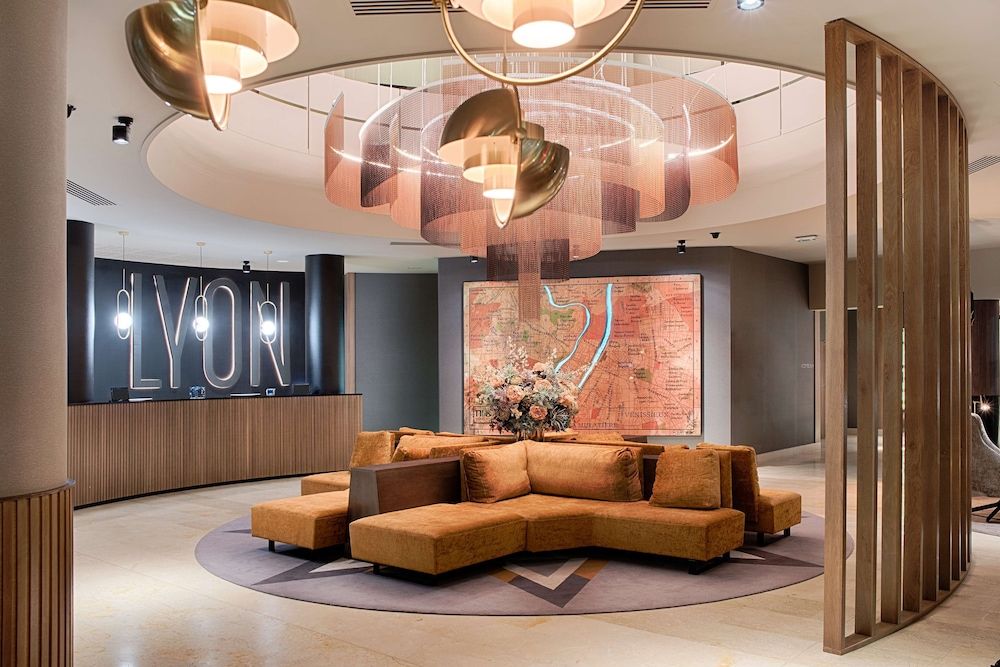 NH Lyon Airport 2