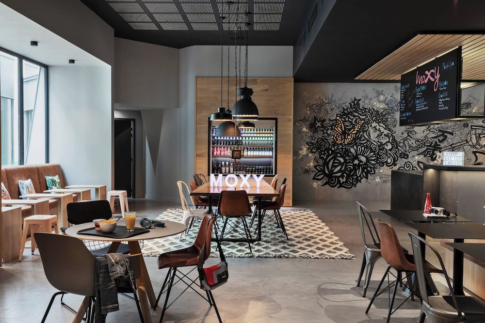 Moxy Lyon Airport 3 estrellas en Lyon