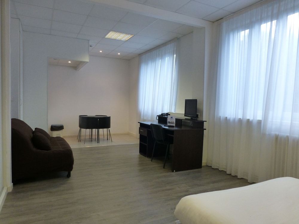 KOSY Appart Hôtels   Le Cours Moreau 3