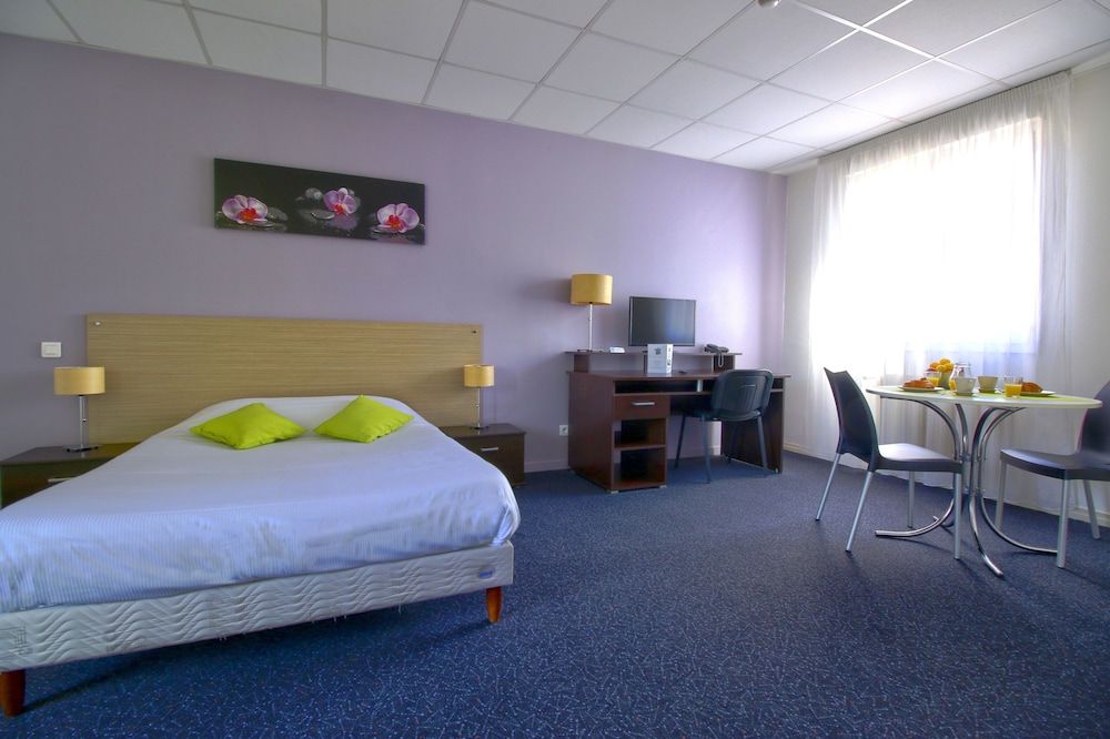 KOSY Appart Hôtels   Le Cours Moreau -1 estrelas em Mâcon