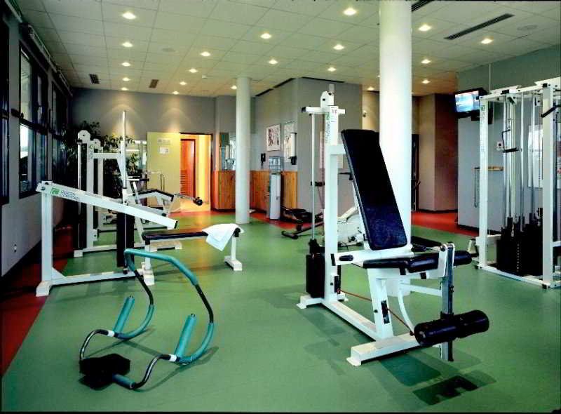 L'Hotel Magny Cours 4 estrelas em Magny-Cours