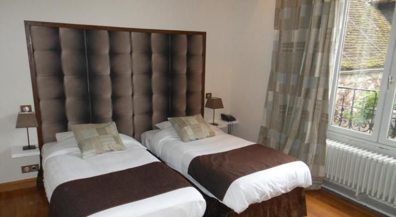 Hotel de l'Ecu de France 2