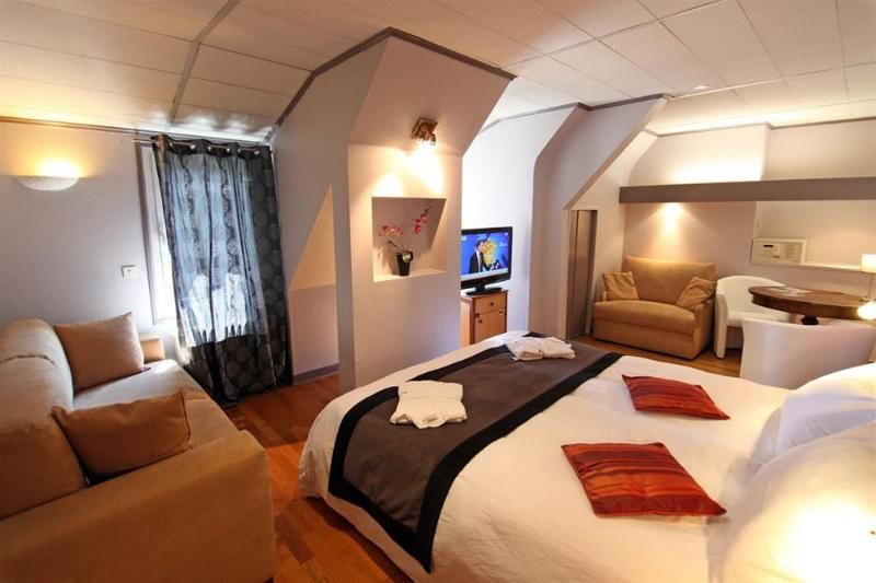 Inter-hotel du Pont Roupt 3 estrelas em Mende