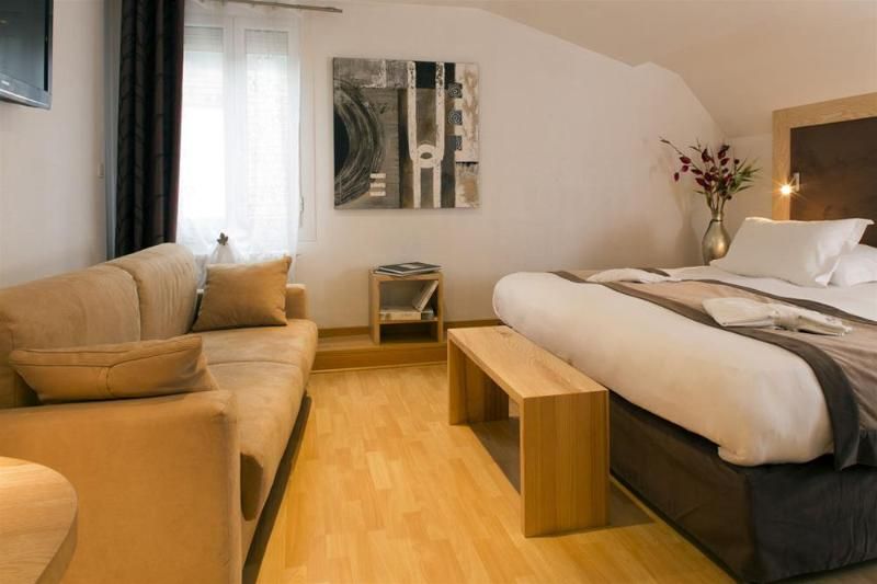 Inter-hotel du Pont Roupt 3