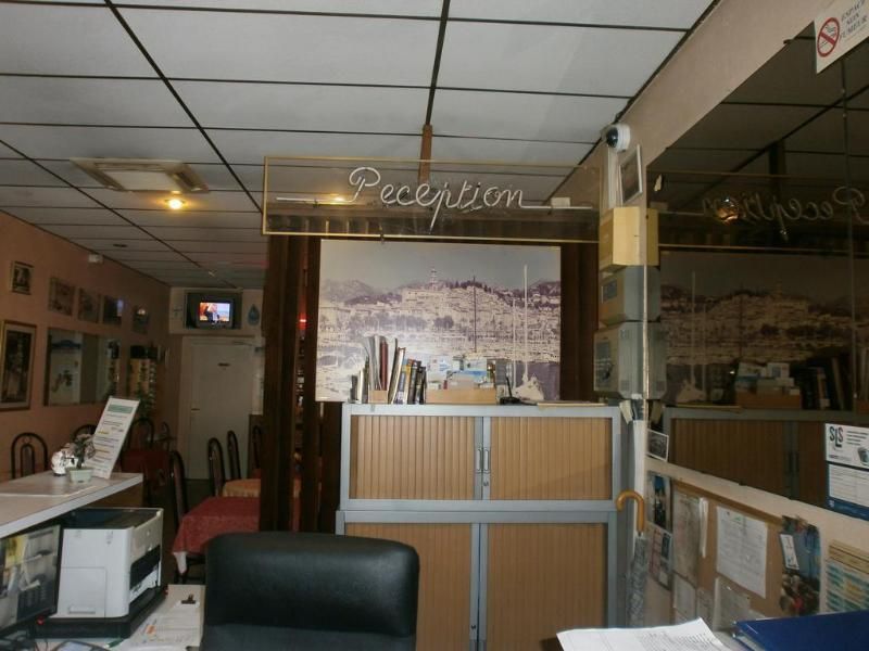 Hotel Claridges 2 estrelas em Menton