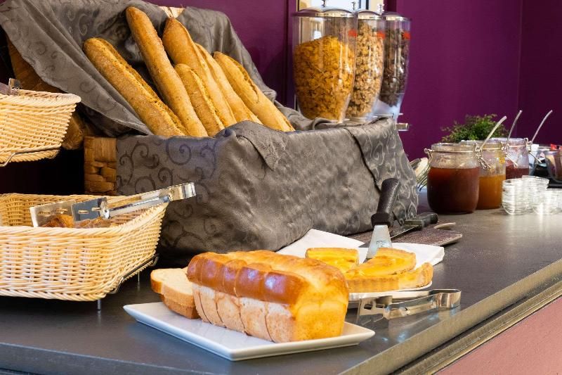 Kyriad Grenoble Meylan 3 étoiles à Meylan