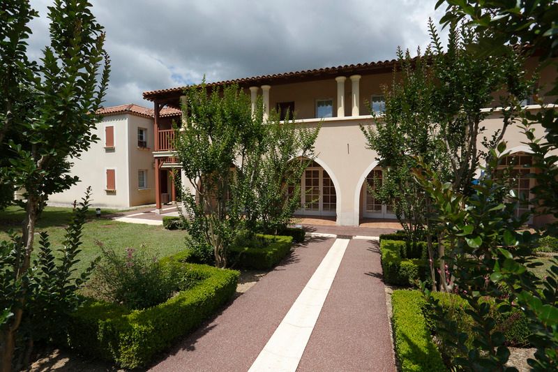 ADONIS - Lac Mondesir -1 estrelas em Monflanquin