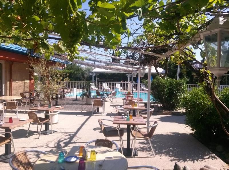 Inter-Hotel Hostellerie Des Pins 3