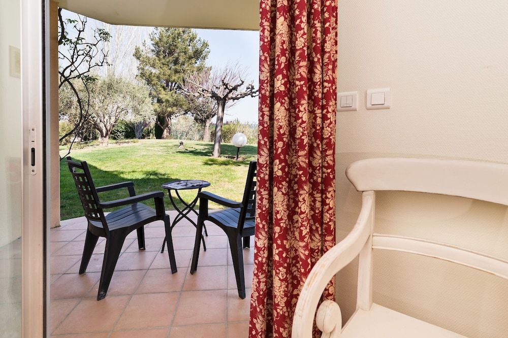 Best Western Le Paradou Avignon - Sud 2