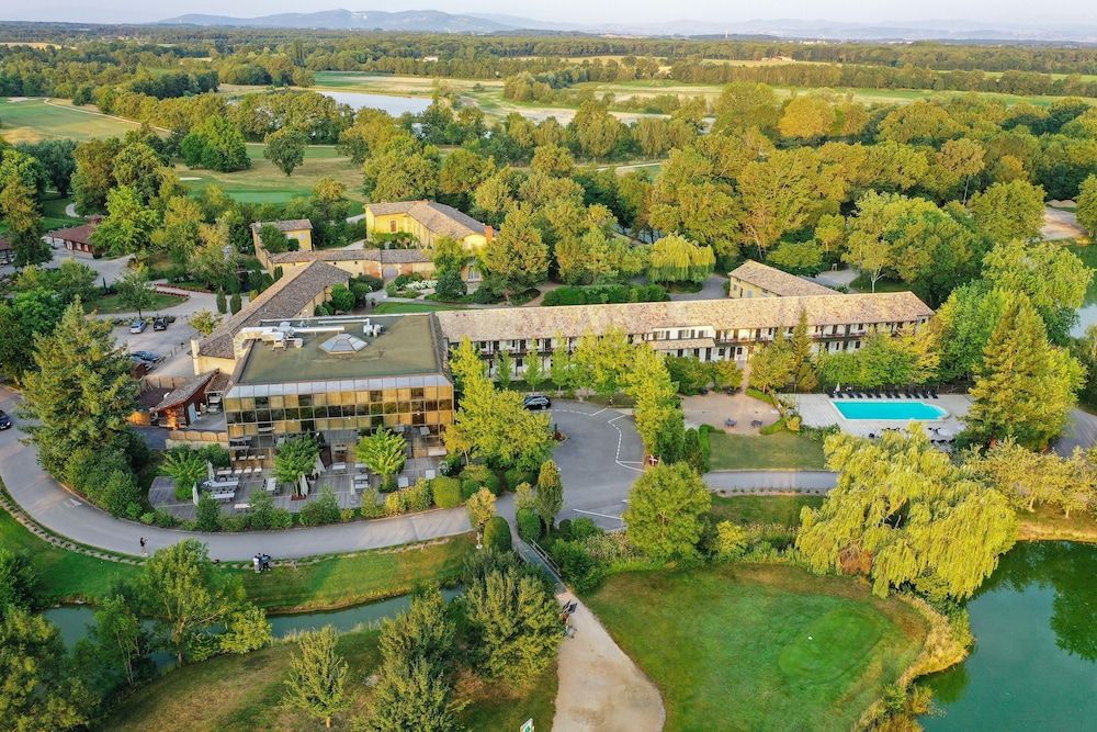 Domaine du Gouverneur 4 estrellas en Monthieux