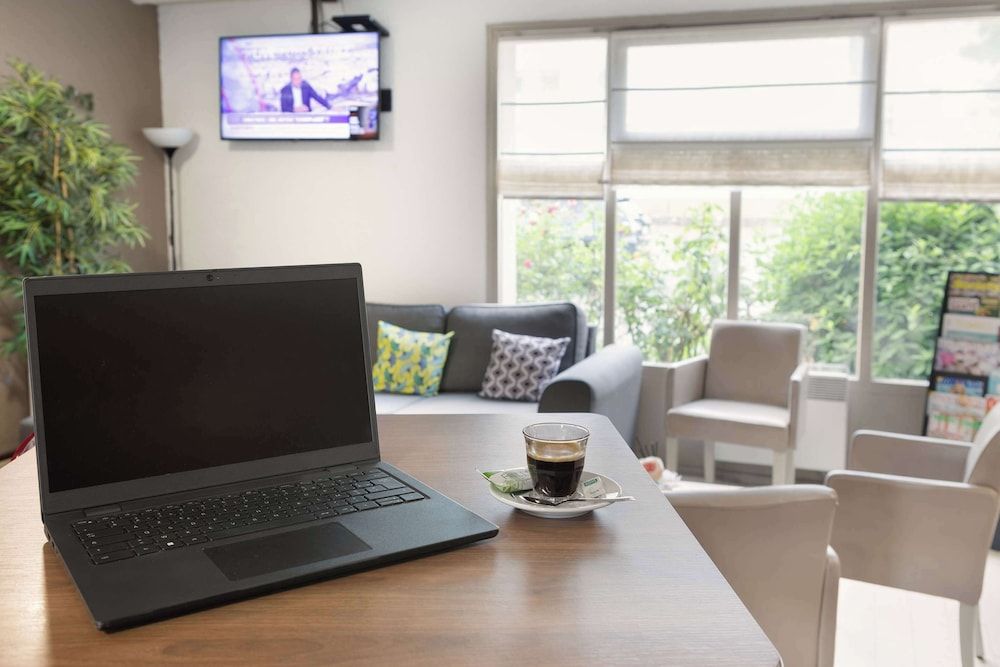 Campanile Morangis Orly 2