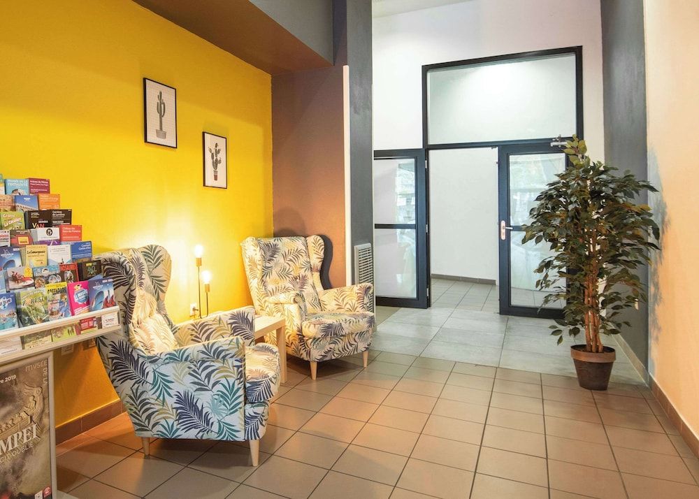 Comfort Aparthotel Nimes Centre 3