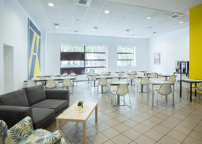 Zenitude Hôtel Résidences Nîmes Centre 3