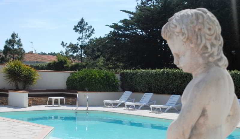 Brit Hotel L'Oree Du Bois 2