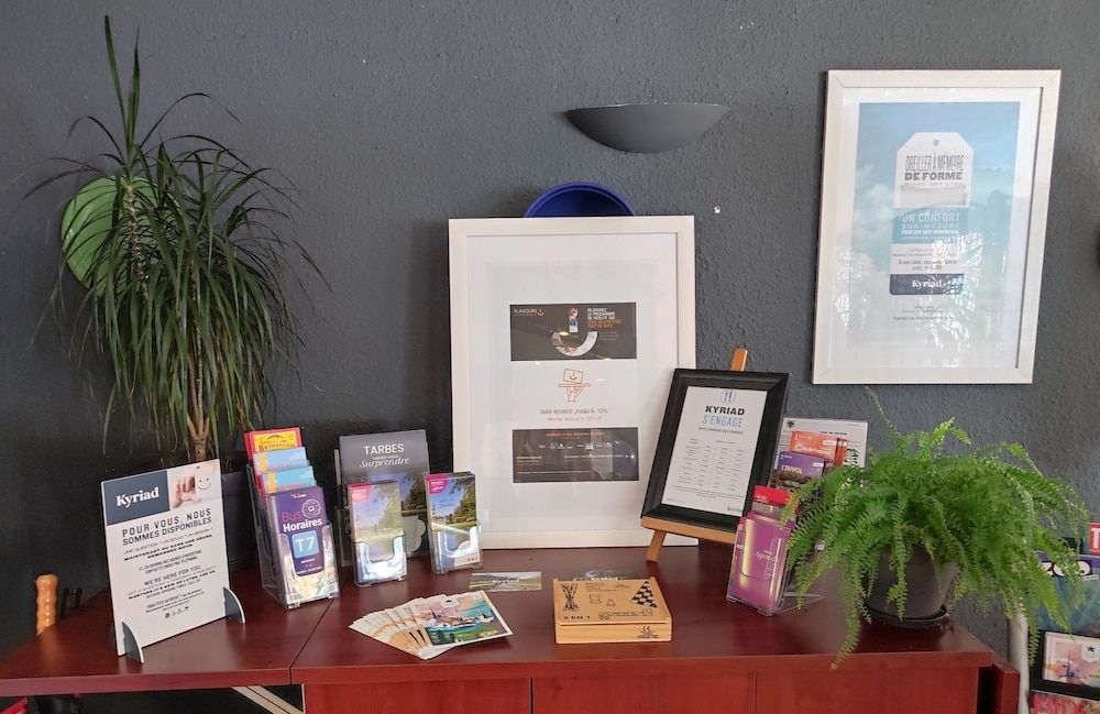 Kyriad Tarbes Odos 2