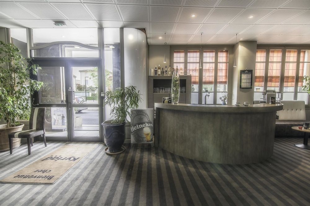 Kyriad Orange Centre 3