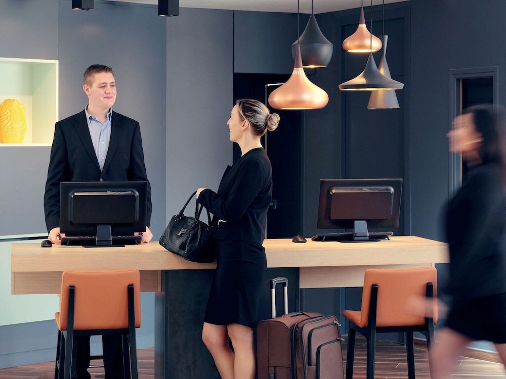 Mercure Orange Centre 2