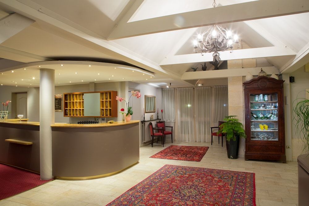 Hotel Chantilly Le Relais D'aumale 2