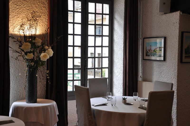 Hôtel La Reine Jeanne, Orthez 3 estrelas em Orthez