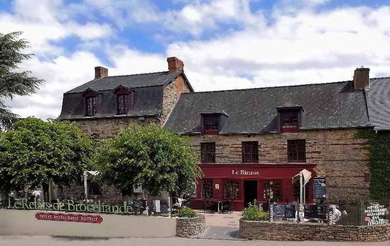 Logis Htl restaurant-spa Le Relais De Broceliande 4 estrelas em Paimpont