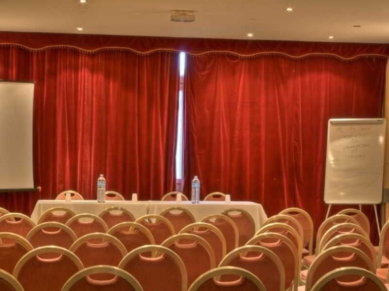 Lauberge Du Cheval Noir 3