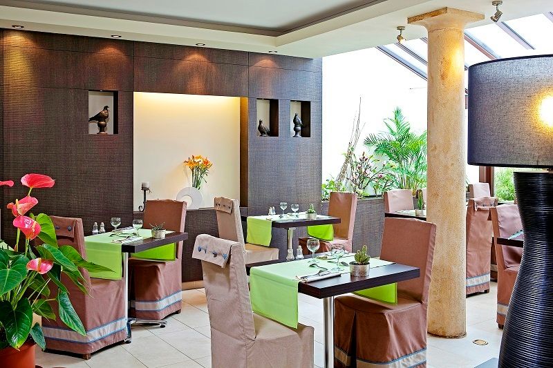 The Originals Boutique, Hostellerie Trois Pigeons 3