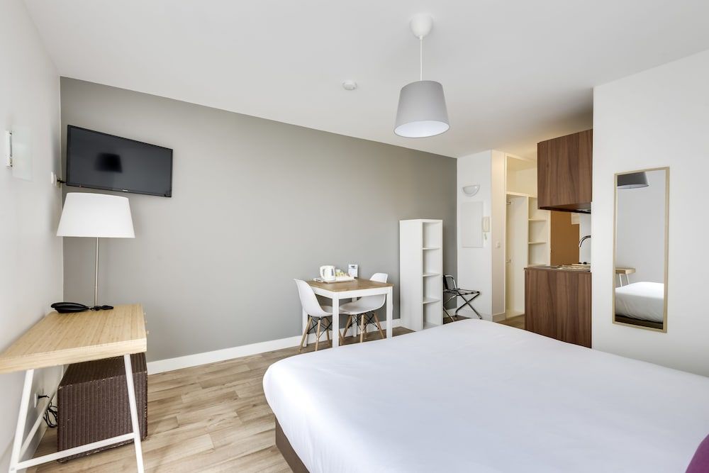 Appart'Hotel Victoria Garden Pau 2