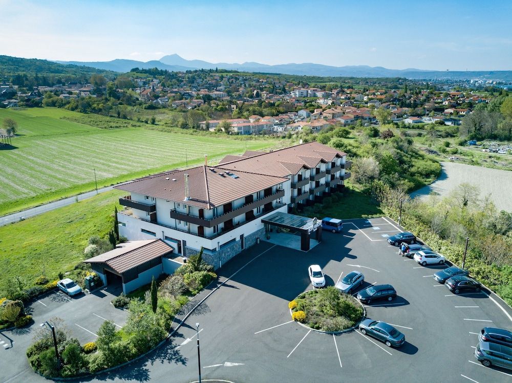 Best Western Plus Hotel Gergovie 4 estrelas em Pérignat-lès-Sarliève