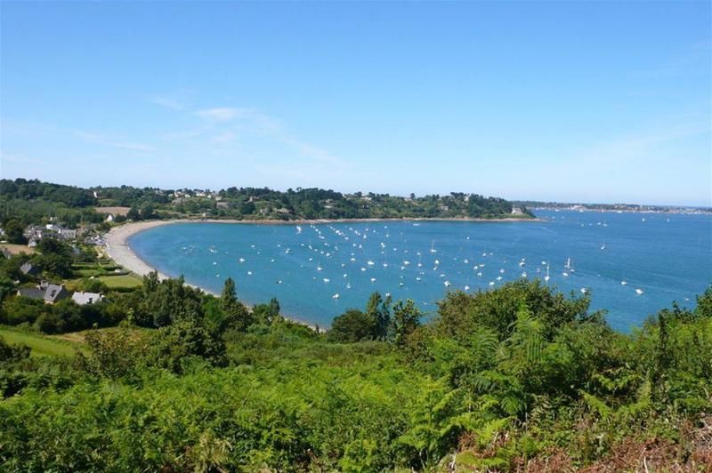 Hotel Restaurant Bocher 2 estrelas em Ploubazlanec