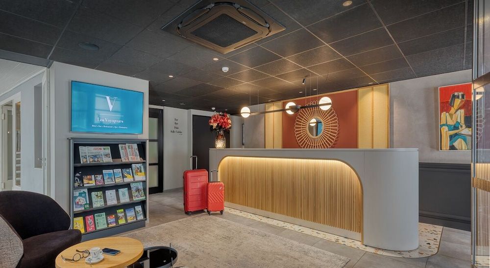 Brit Hotel Les Voyageurs 2