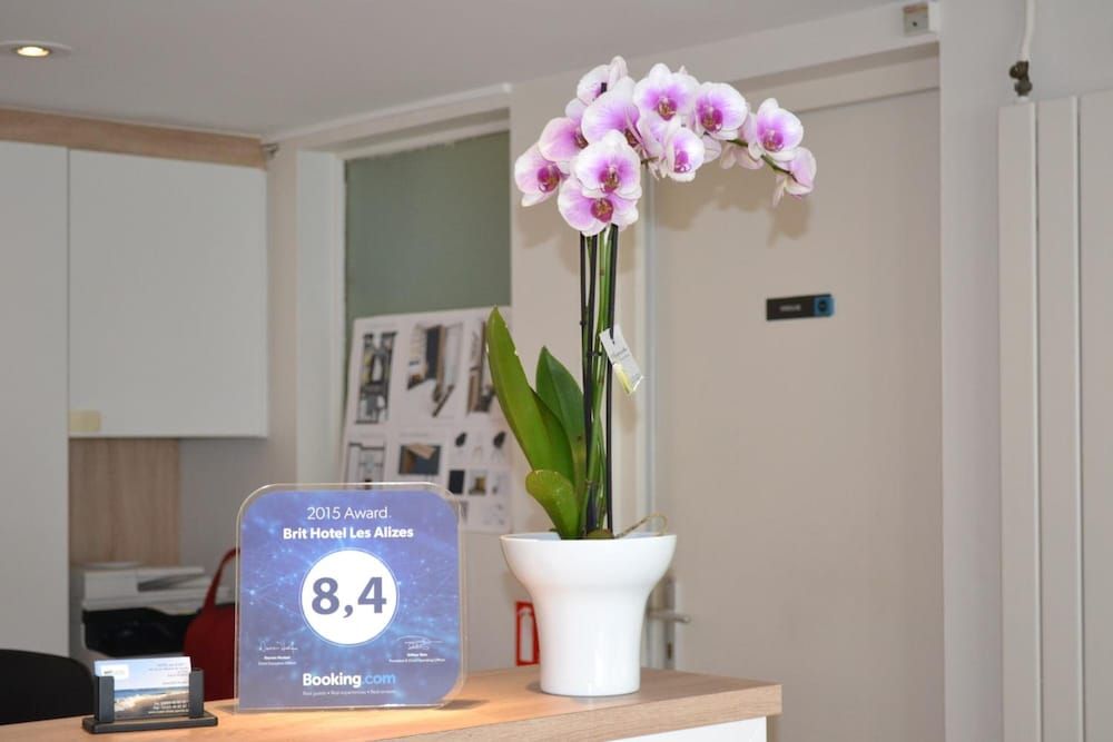 Brit Hotel Les Alizés 3