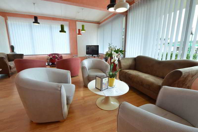 Inter-Hotel Du Val Vert 3