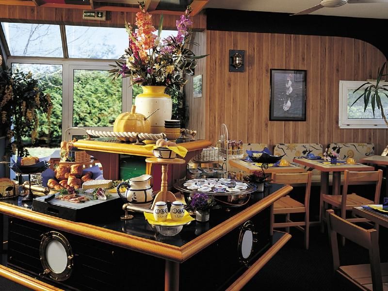 Stars Reims - Reims Tinqueux -1 estrelas em Reims