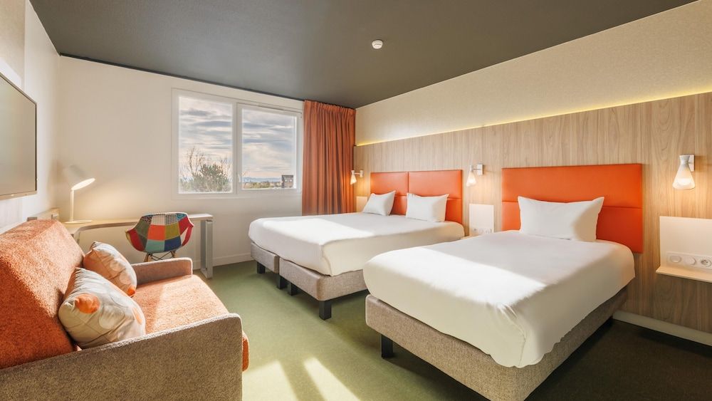 Kyriad Clermont Ferrand Nord - Riom 3 estrellas en Riom
