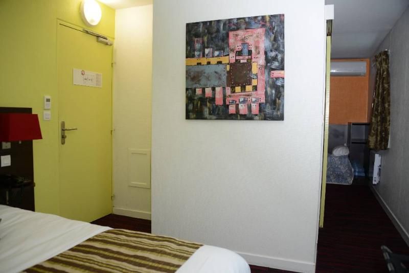 Hotel The Originals Roanne Nord Hélios 3