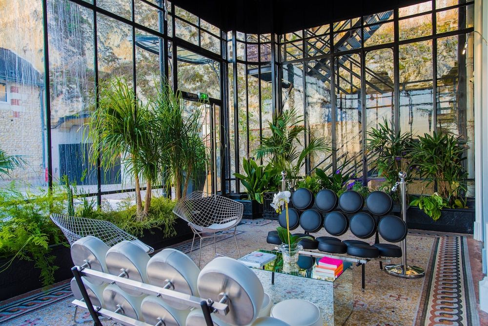 Art Hôtel Rochecorbon 2