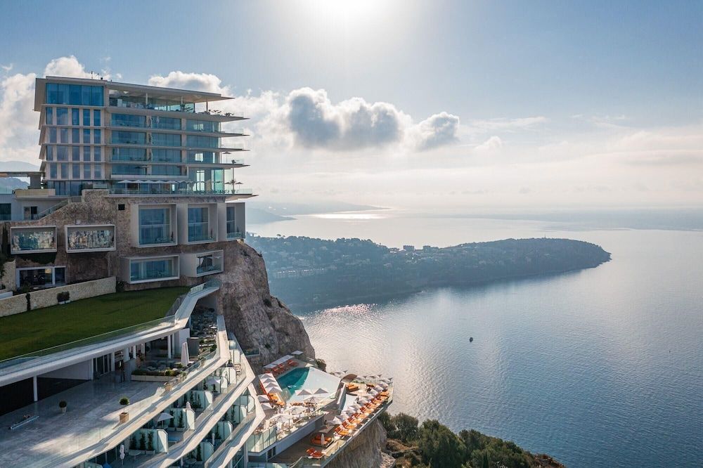 The Maybourne Riviera, Maybourne 5 estrelas em Roquebrune-Cap-Martin