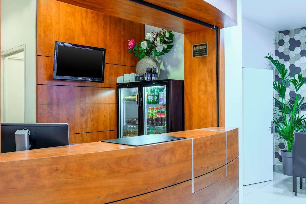 Comfort Hotel Rouen Alba 2