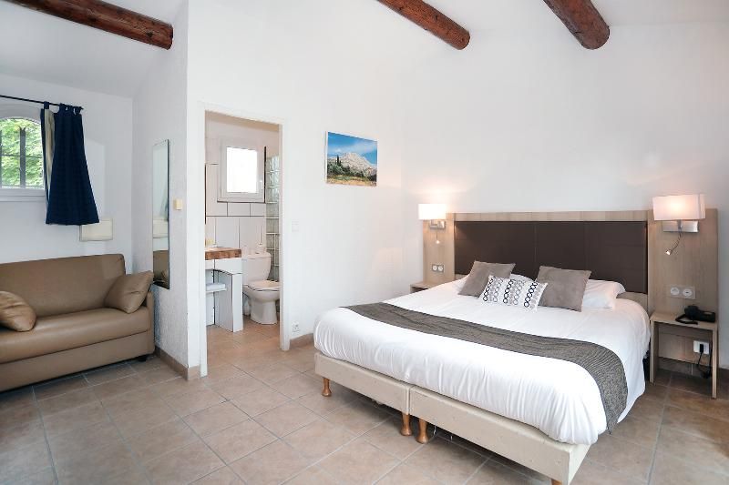 Hotel Dejeunez Sous L'Arbre 3 estrelas em Rousset