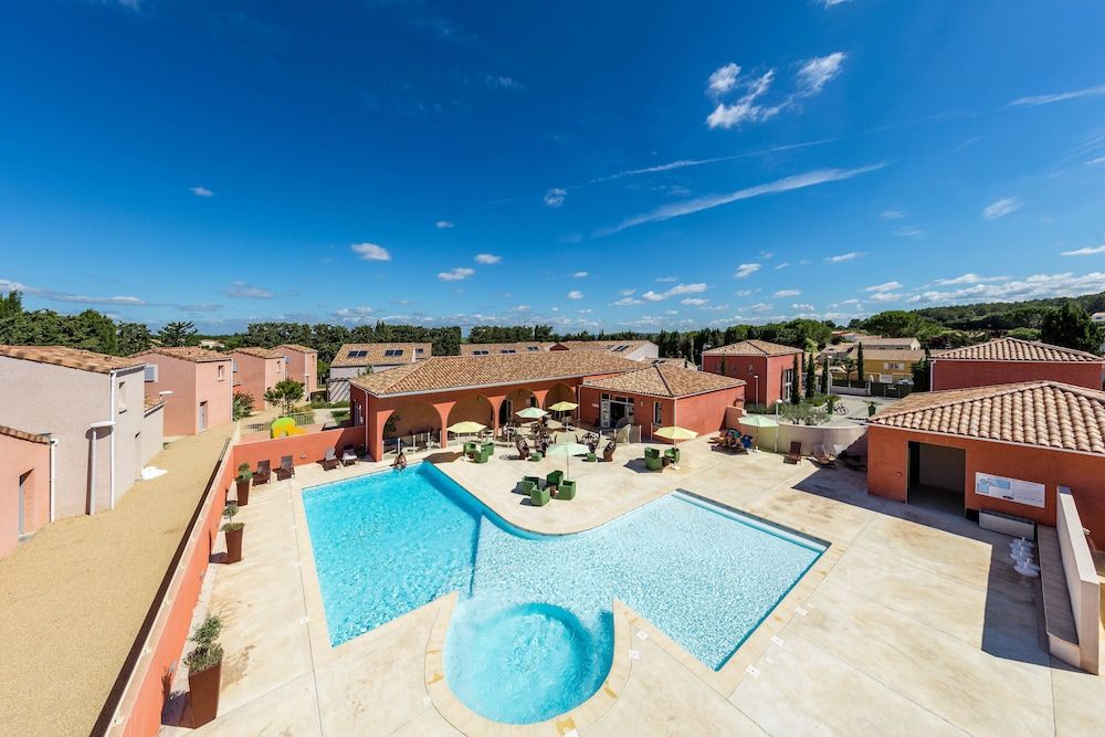 Terres de France - Le Domaine de Bacchus 3 estrelas em Saint-Christol