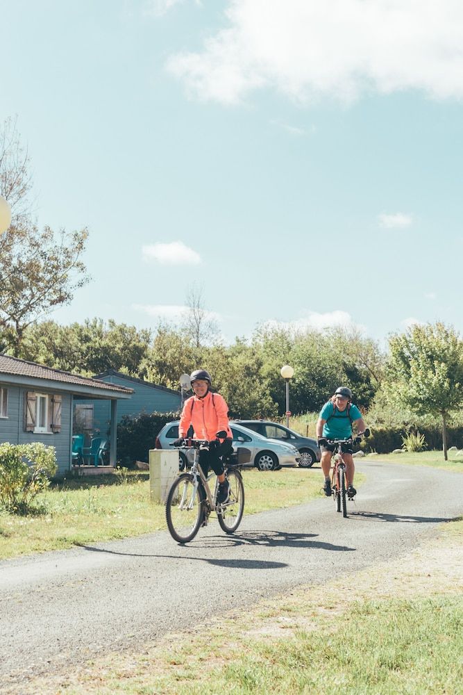 Terres de France - Hameaux des Marines 3