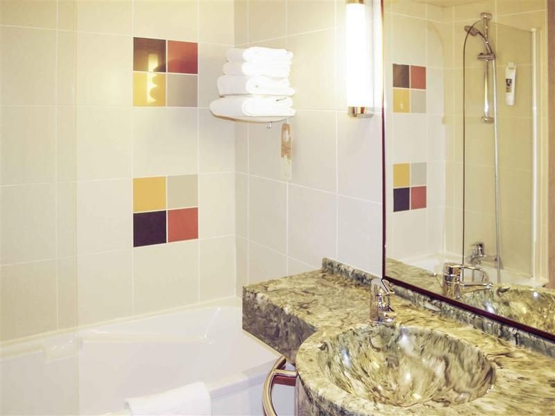 Mercure Saint Etienne Parc de l'Europe 3